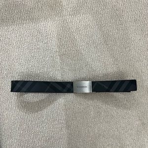 Men’s Burberry belt